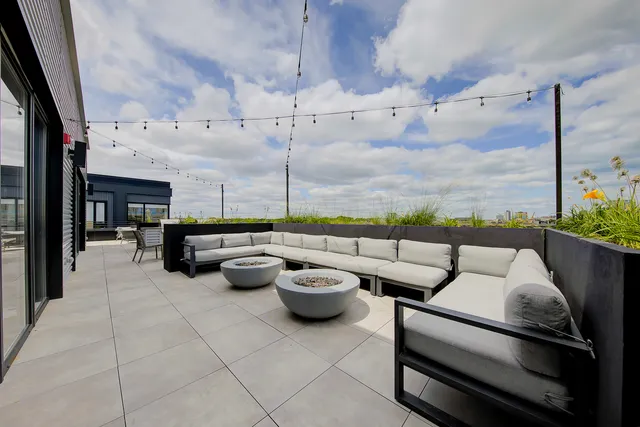 $3,750 | 1131 West Winona Street, Unit 104, Chicago, IL 60640