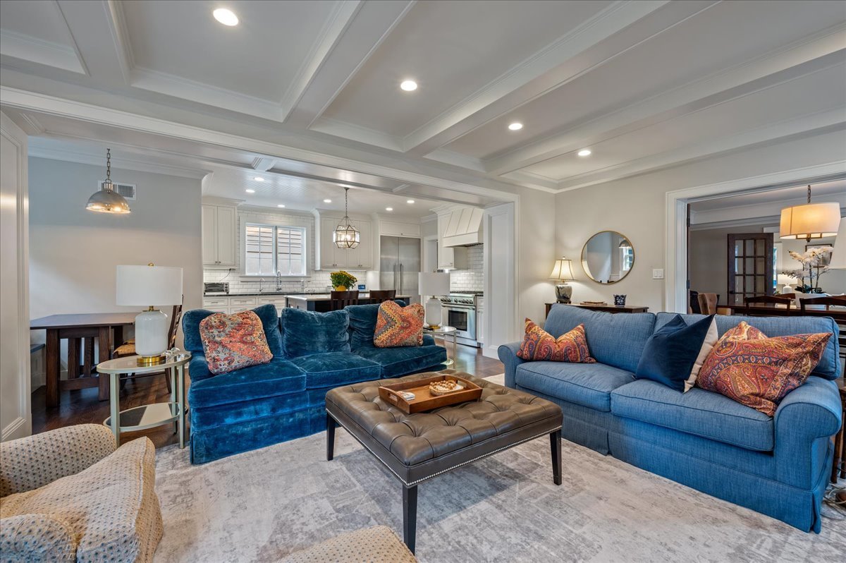 1503 Edgewood Lane Winnetka, IL 60093 - Photo 14 of 46 a living room with furniture and wooden floor