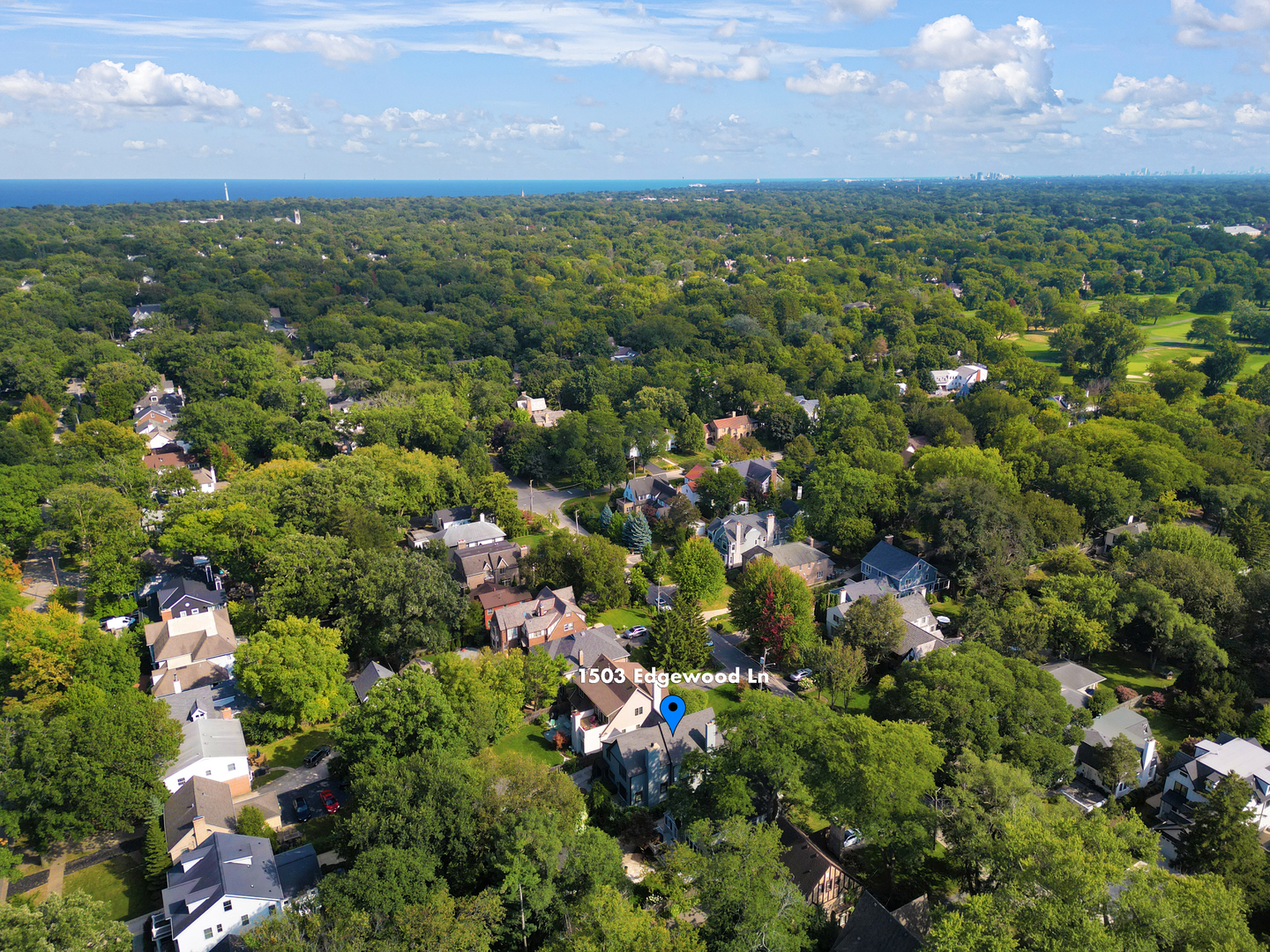1503 Edgewood Lane Winnetka, IL 60093 - Photo 3 of 46 a view of a city