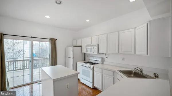 $2,800 | 3575 Sherbrooke Circle, Woodbridge, VA 22192