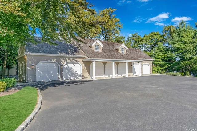 $4,700,000 | 300 Maple Street, Islip, NY 11751
