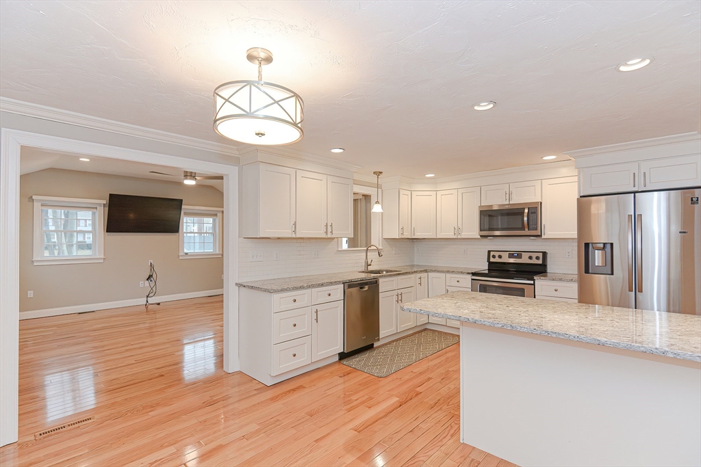 29 Paula Road Milford, MA 01757 - Photo 12 of 42 Gallery Image 12