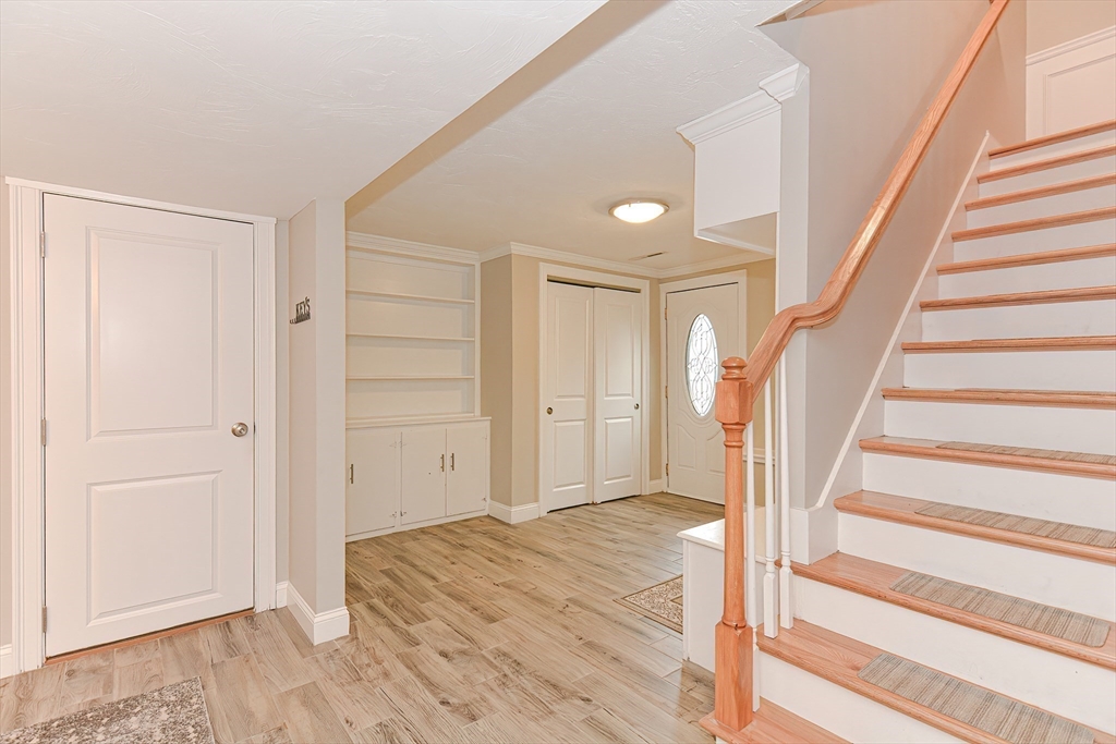 29 Paula Road Milford, MA 01757 - Photo 3 of 42 Gallery Image 3