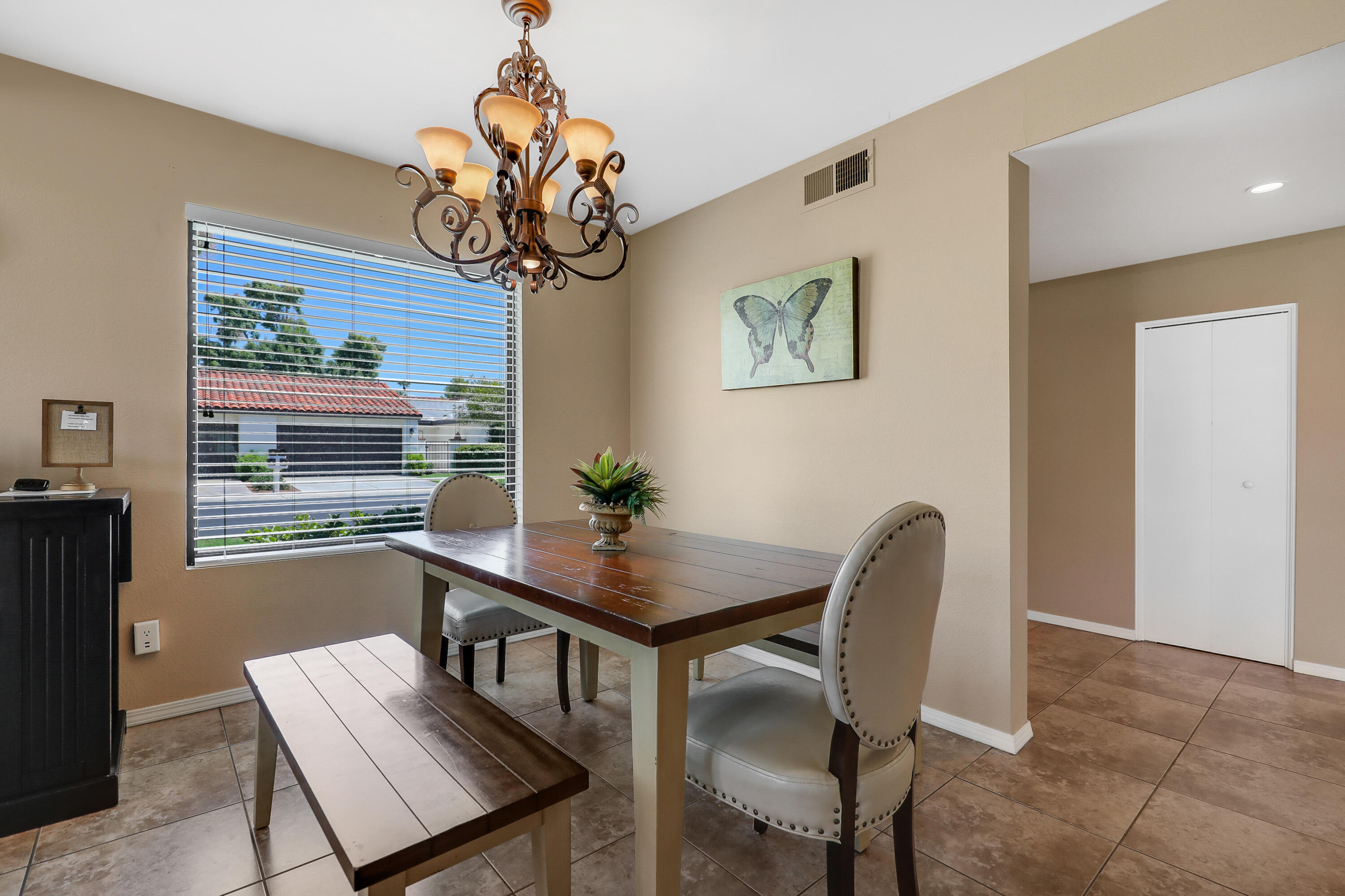 19 Durango Circle Rancho Mirage, CA 92270 - Photo 3 of 27 DurangoCir19#7
