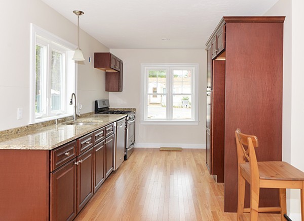 1479 Main Street, Unit 2 Hanson, MA 02341 - Photo 6 of 30