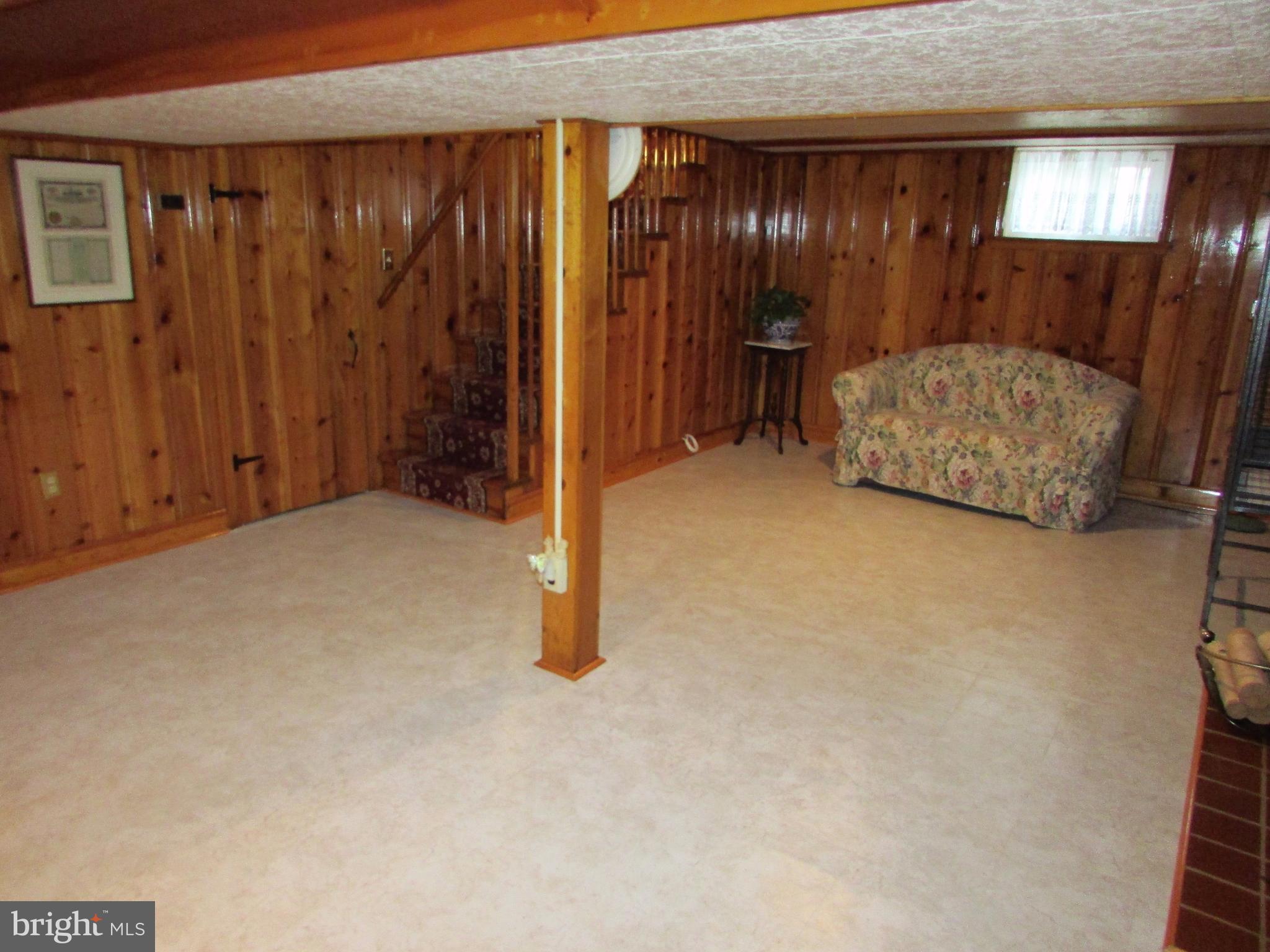 3418 Gaither Road Baltimore, MD 21244 - Photo 17 of 30 Family Room