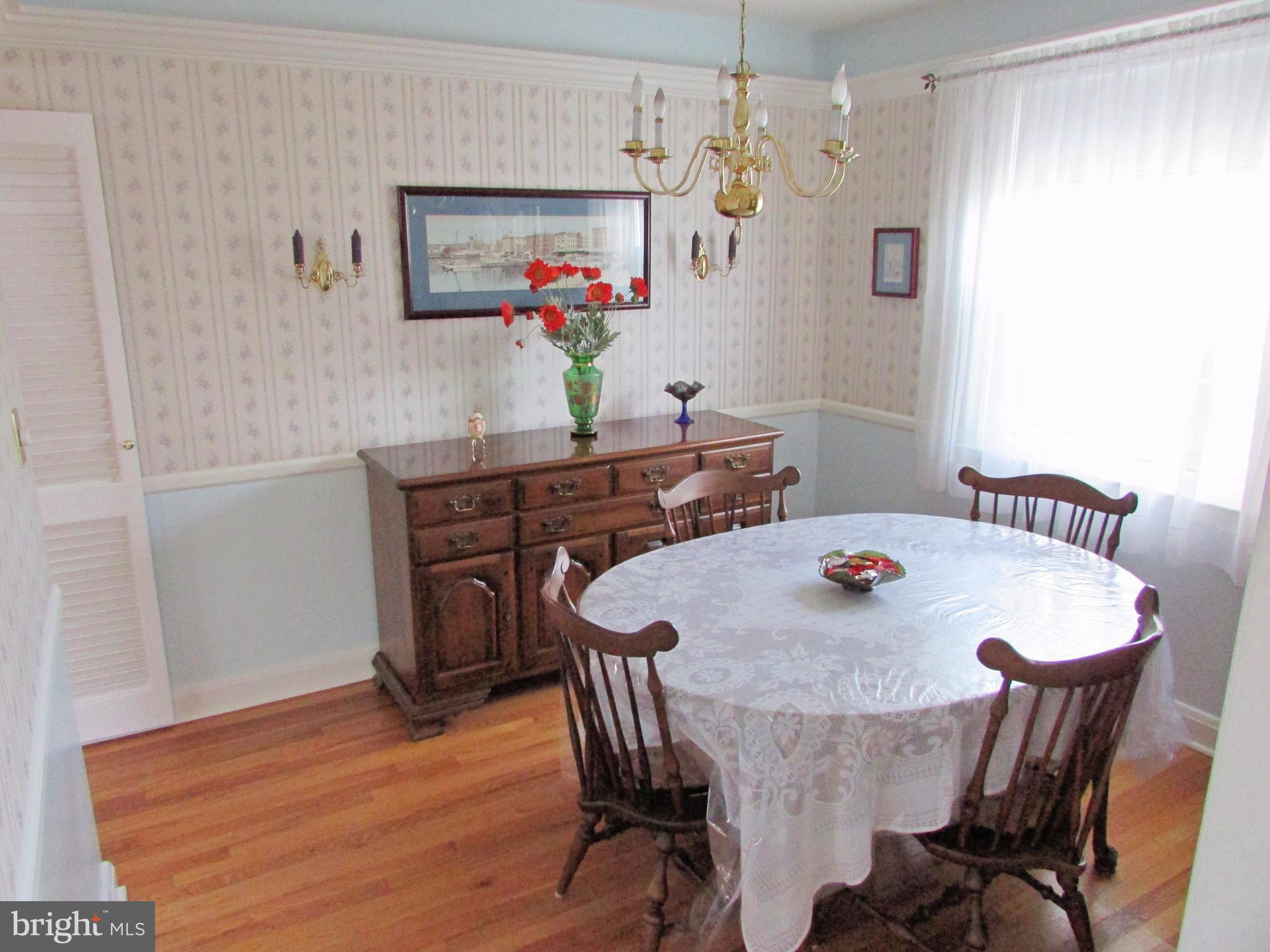 3418 Gaither Road Baltimore, MD 21244 - Photo 5 of 30 Dining Room