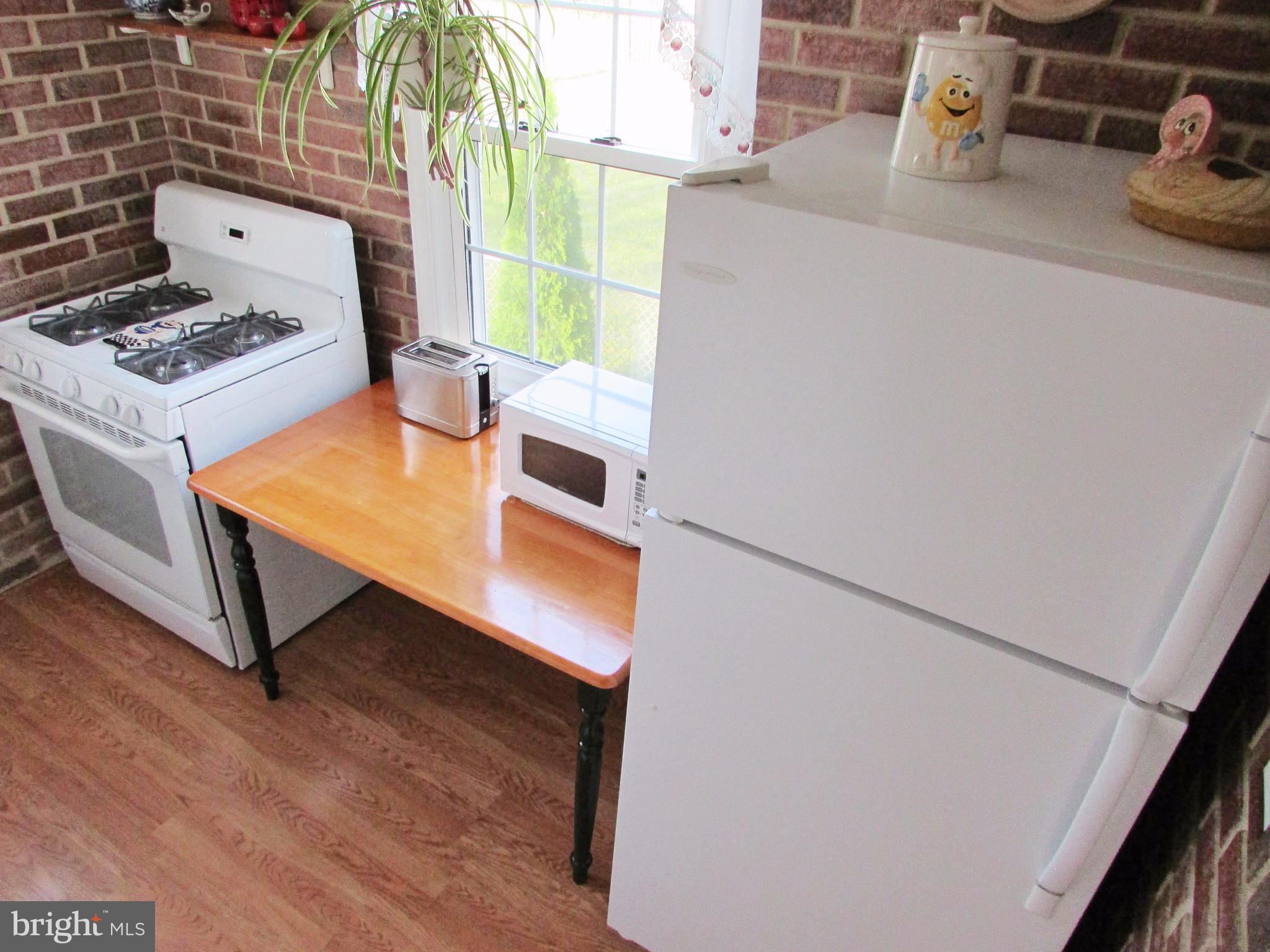3418 Gaither Road Baltimore, MD 21244 - Photo 8 of 30 Kitchen