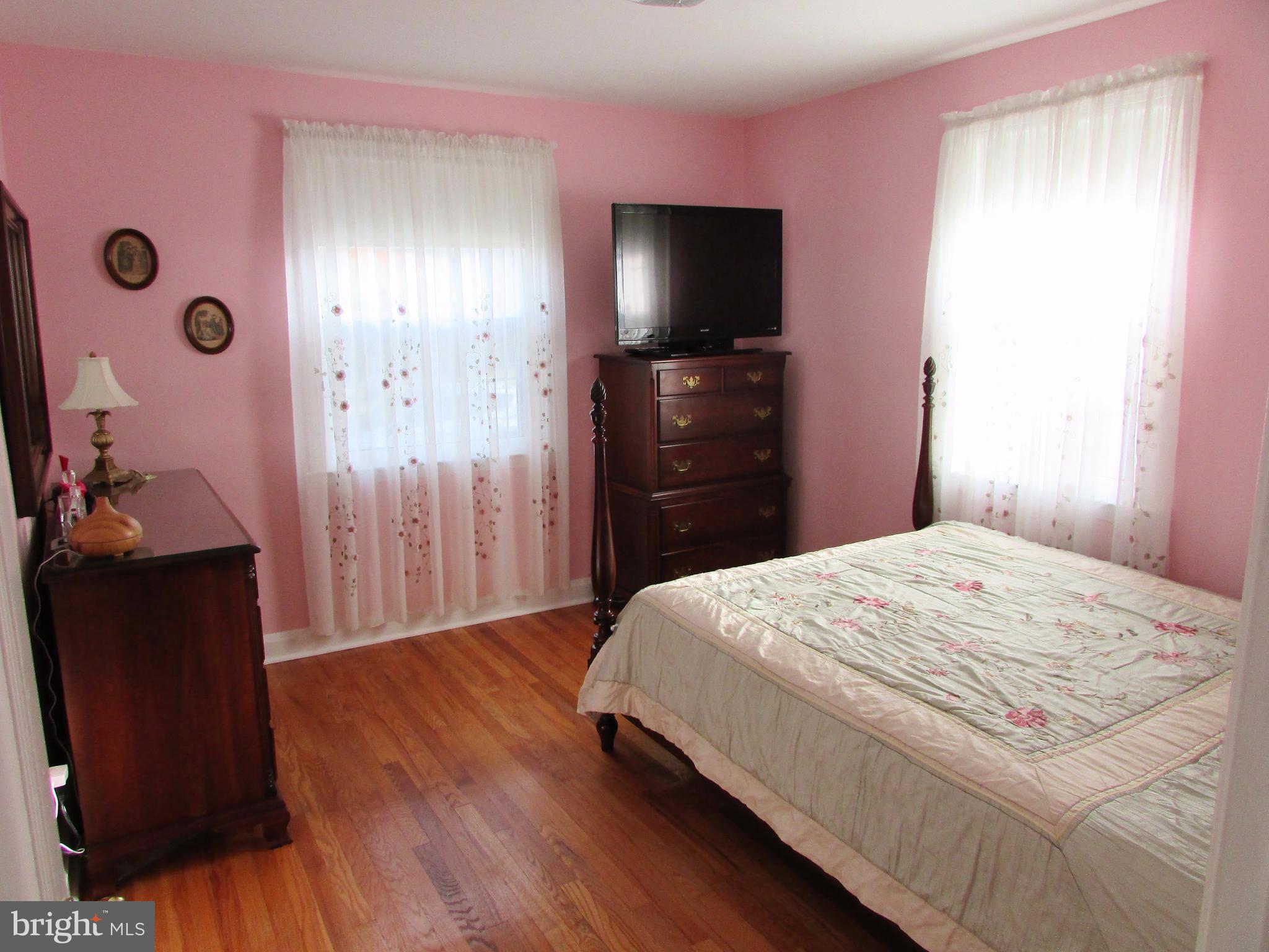 3418 Gaither Road Baltimore, MD 21244 - Photo 9 of 30 Second Bedroom