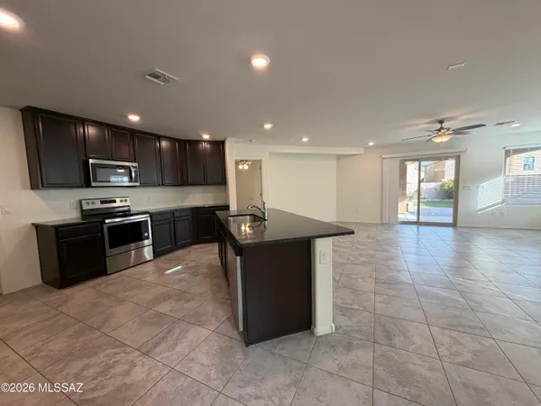 $359,000 | 8536 West Amazilia Place, Tucson, AZ 85757