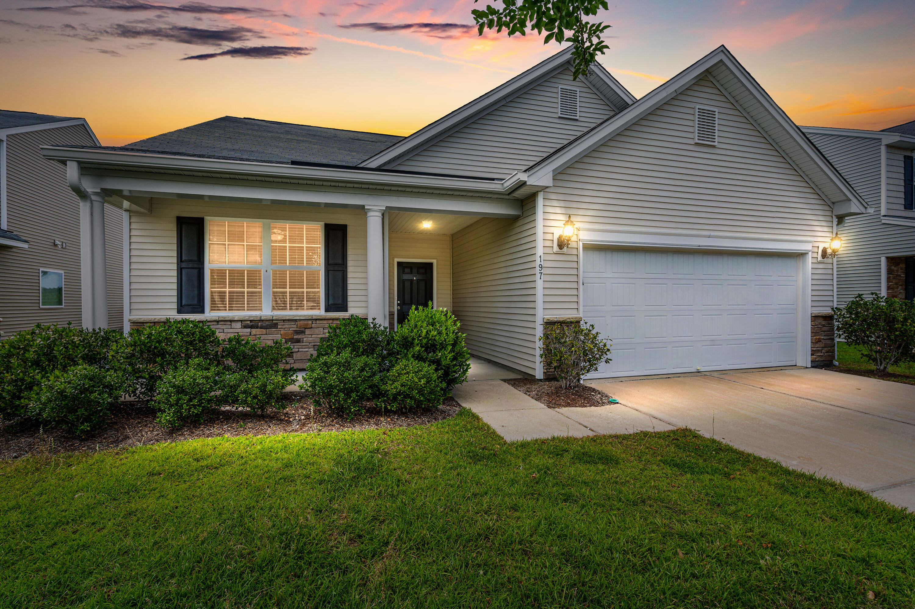 197 Decatur Drive Summerville, SC 29486 - Photo 1 of 39 197 Decatur Dr