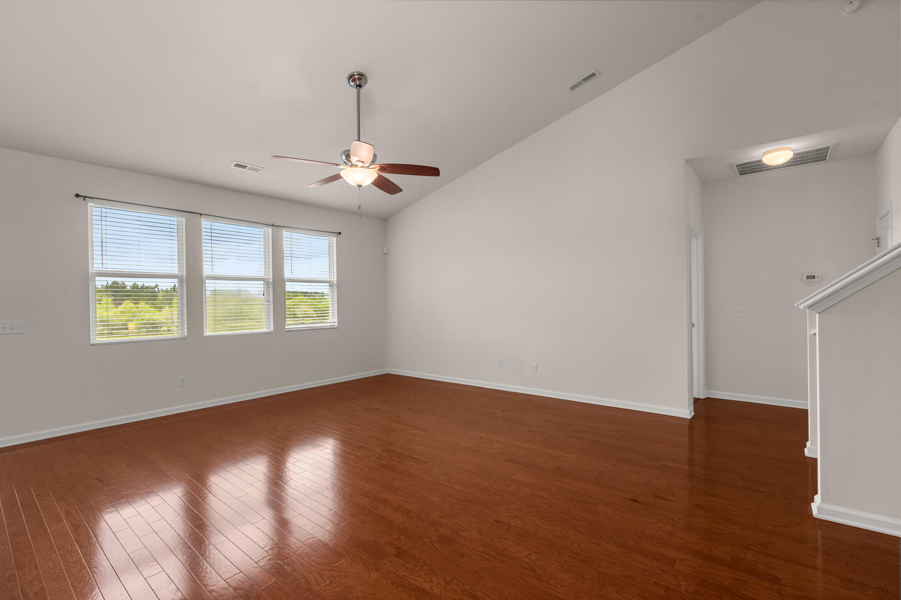 197 Decatur Drive Summerville, SC 29486 - Photo 13 of 39 Great Room