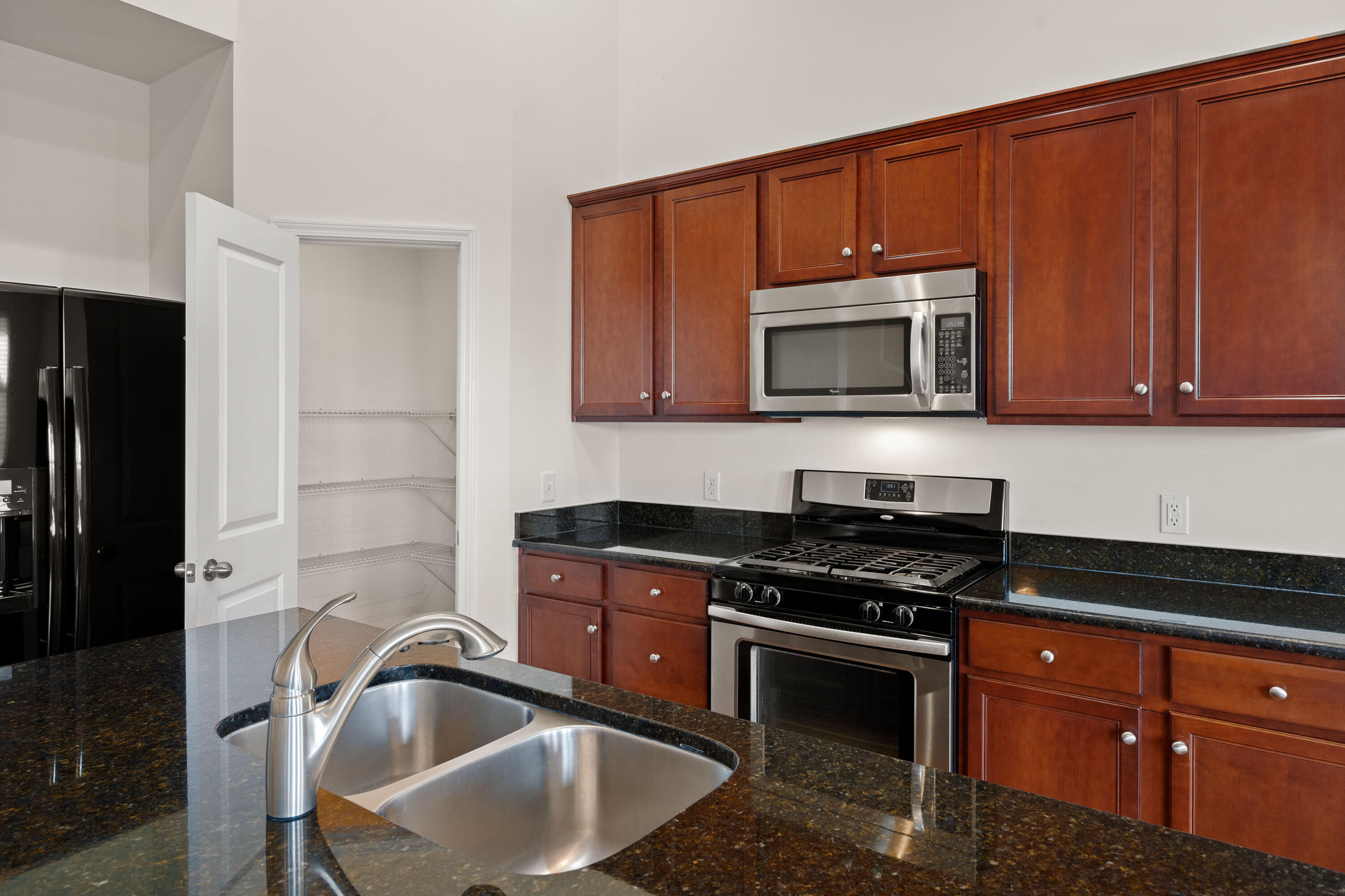197 Decatur Drive Summerville, SC 29486 - Photo 21 of 39 Eat-In Kitchen