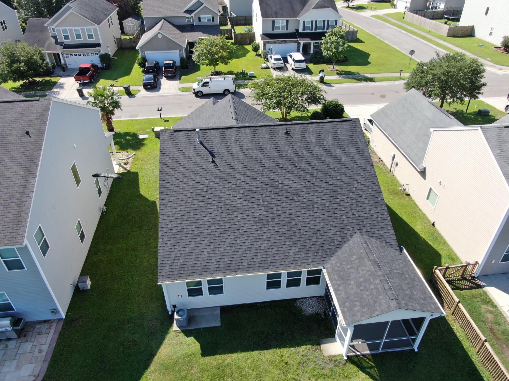197 Decatur Drive Summerville, SC 29486 - Photo 4 of 39 BRAND NEW 30-YR ROOF!