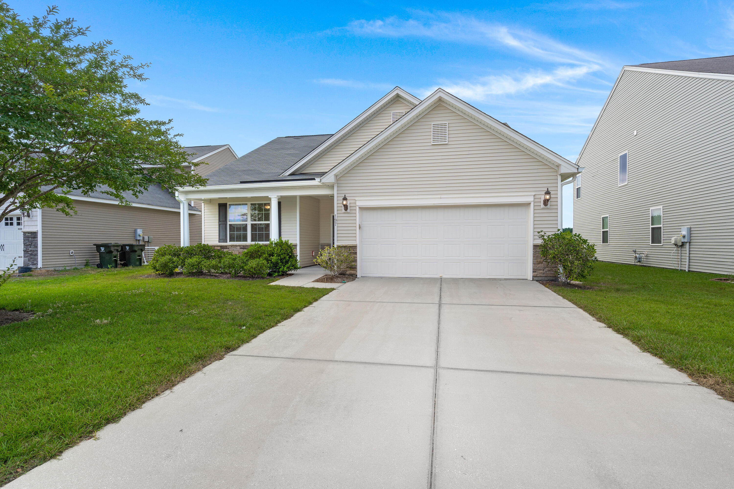 197 Decatur Drive Summerville, SC 29486 - Photo 6 of 39 197 Decatur Dr