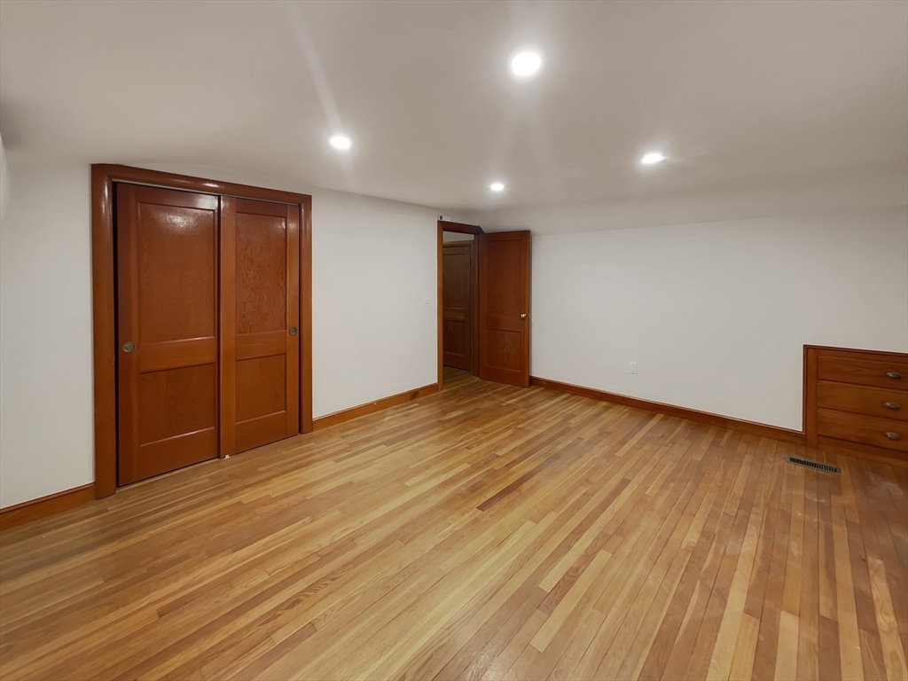 29 Hartwell Road Bedford, MA 01730 - Photo 13 of 23 Gallery Image 13