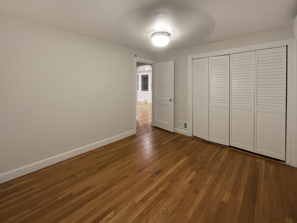 29 Hartwell Road Bedford, MA 01730 - Photo 17 of 23 Gallery Image 17
