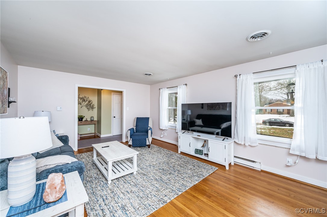 8810 Henson Road Chesterfield, VA 23236 - Photo 7 of 45 Gallery Image 7