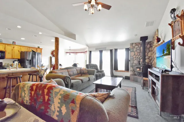 $639,000 | 3059 North 3422nd Street East, Kimberly, ID 83341