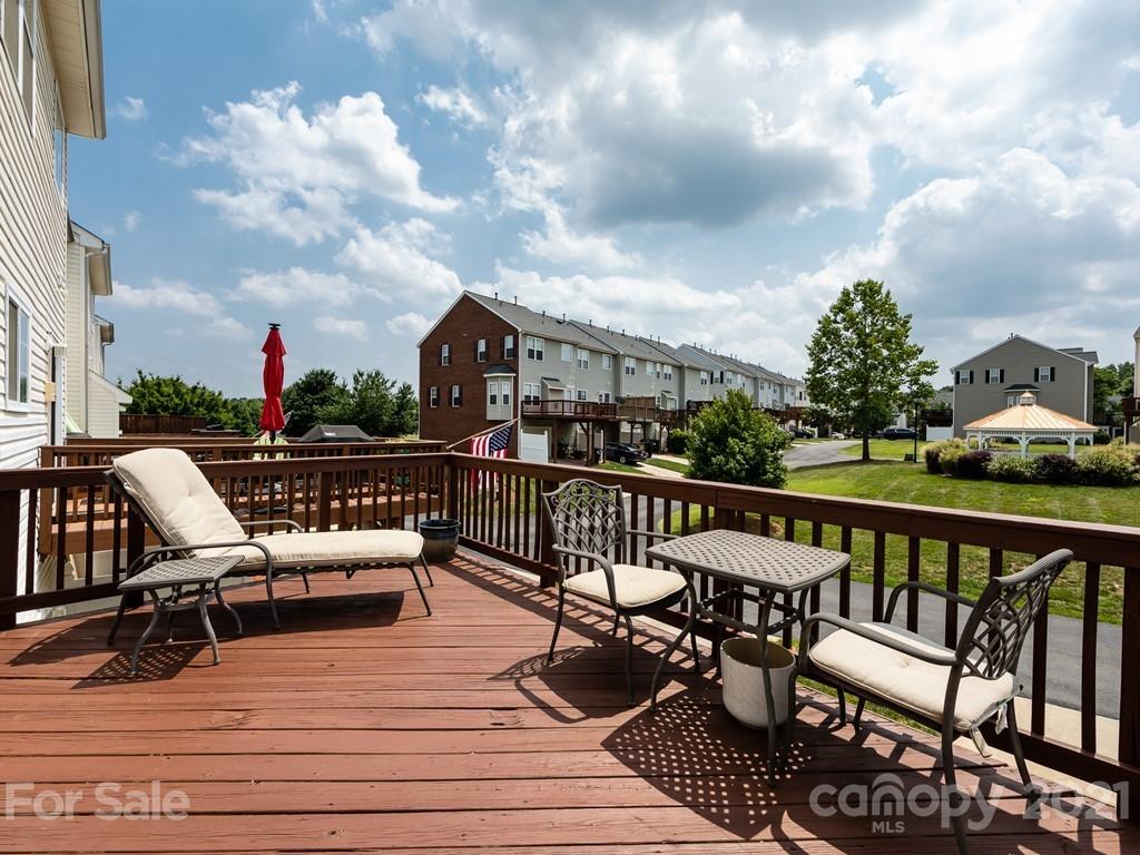 9754 Bailey Road Cornelius, NC 28031 - Photo 18 of 29 Gallery Image 18