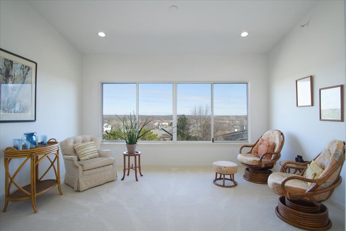 1610 Wheeler Road, Unit 3E Madison, WI 53704 - Photo 4 of 40