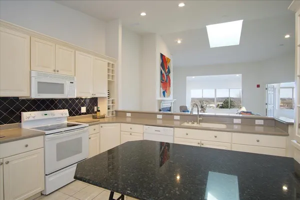 $414,900 | 1610 Wheeler Road, Unit 3E, Madison, WI 53704