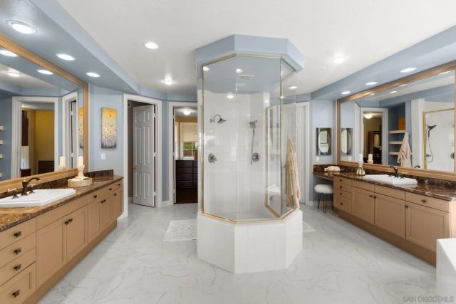 a view of outdoor space yard and front view of a house