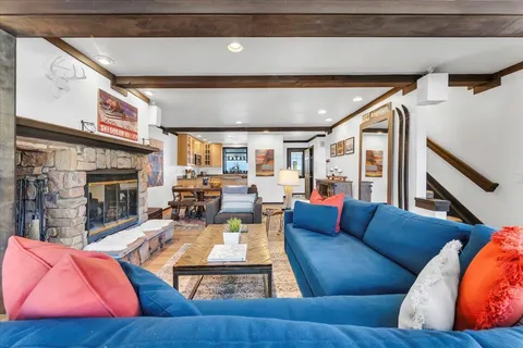 $869,000 | 227 Olympic Vly Road, Unit 15, Olympic Valley, CA 96146