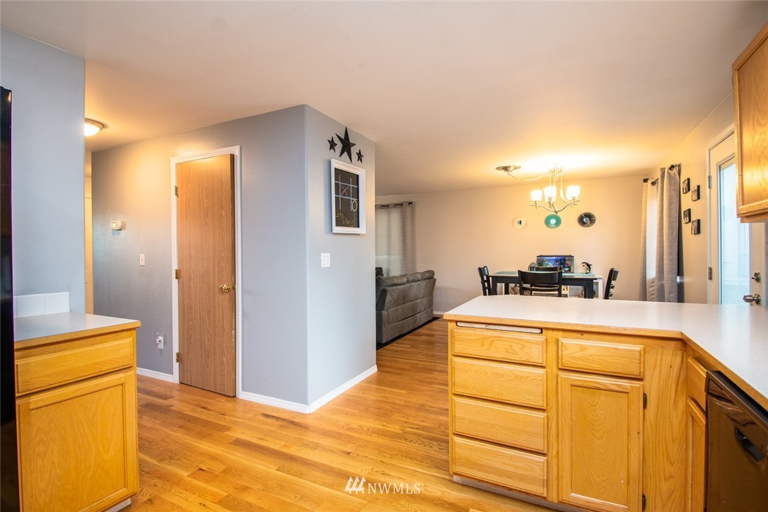 410 Spring Lane Sedro-Woolley, WA 98284 - Photo 12 of 21