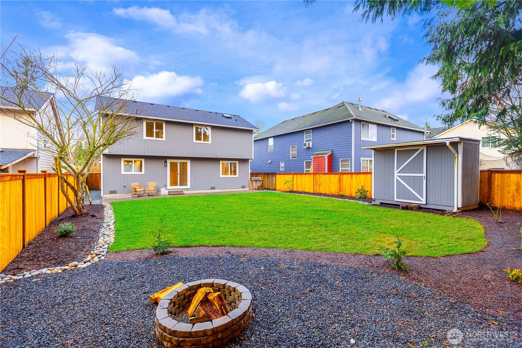 4709 Northeast 18th Street Renton, WA 98059 - Photo 35 of 38