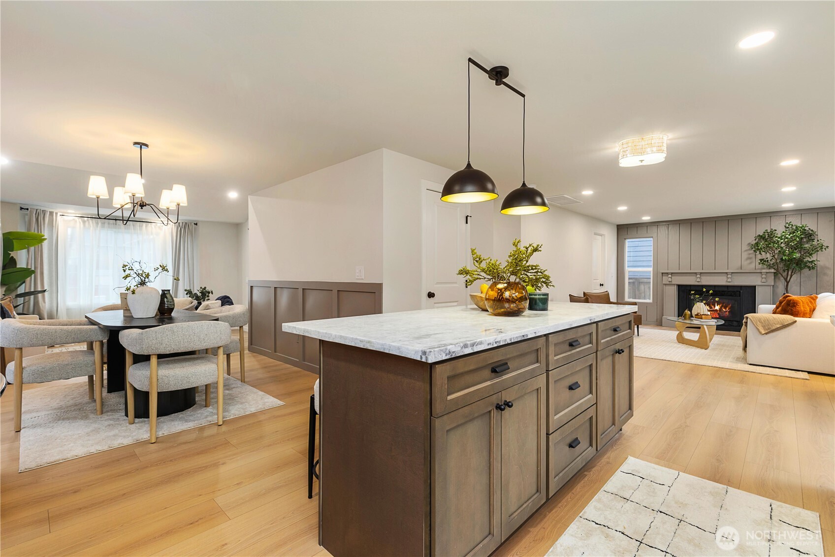 4709 Northeast 18th Street Renton, WA 98059 - Photo 7 of 38