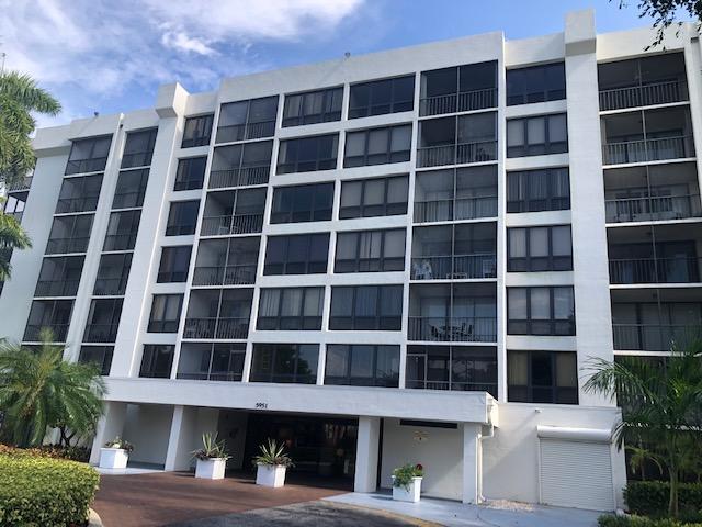 5951 Wellesley Park Drive, Unit 605 Boca Raton, FL 33433 - Photo 1 of 10 exterior