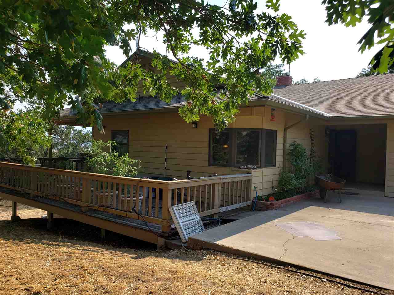 205 Glendenning Road Fort Jones, CA 96032 - Photo 1 of 19 Gallery Image 1