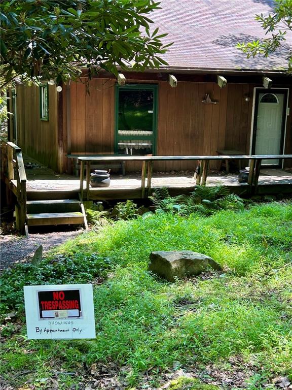 221 North Locust Road Acme, PA 15610 - Photo 4 of 26 a backyard of a house with lots of green space