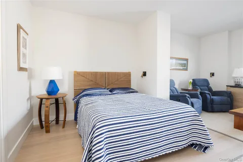 $8,000 | 123 Sterling Avenue, Unit 1, Greenport, NY 11944