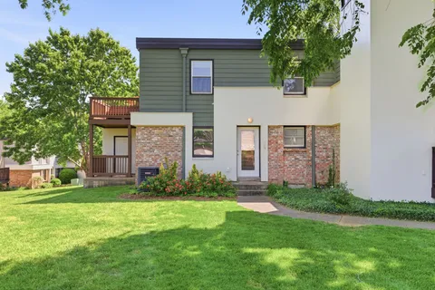 $417,500 | 940 Gale Lane, Unit 132, Nashville, TN 37204
