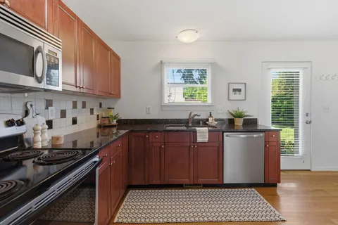 $417,500 | 940 Gale Lane, Unit 132, Nashville, TN 37204