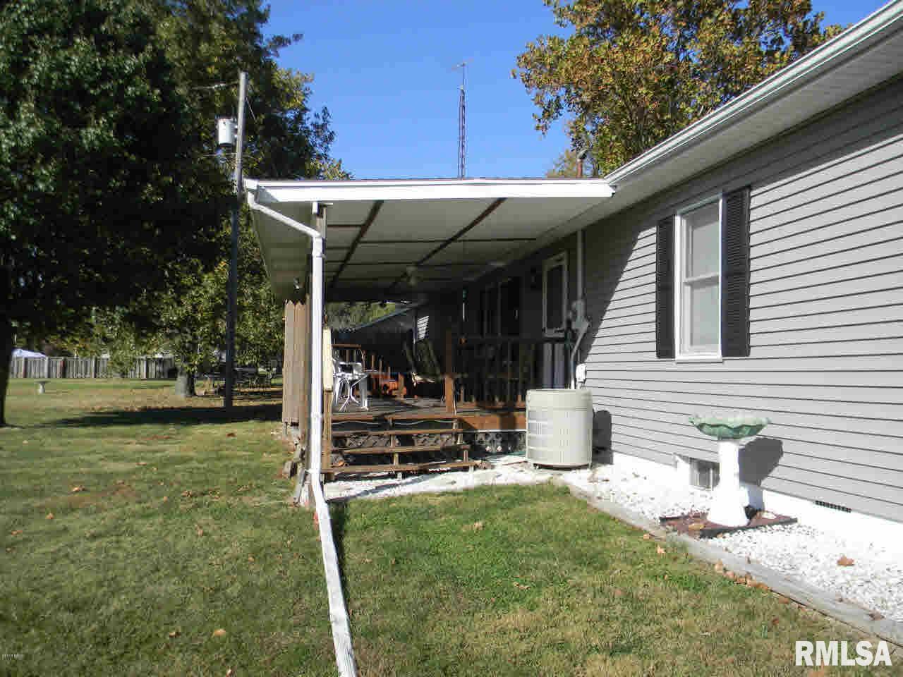 1049 Mine Road Du Quoin, IL 62832 - Photo 2 of 8 Gallery Image 2