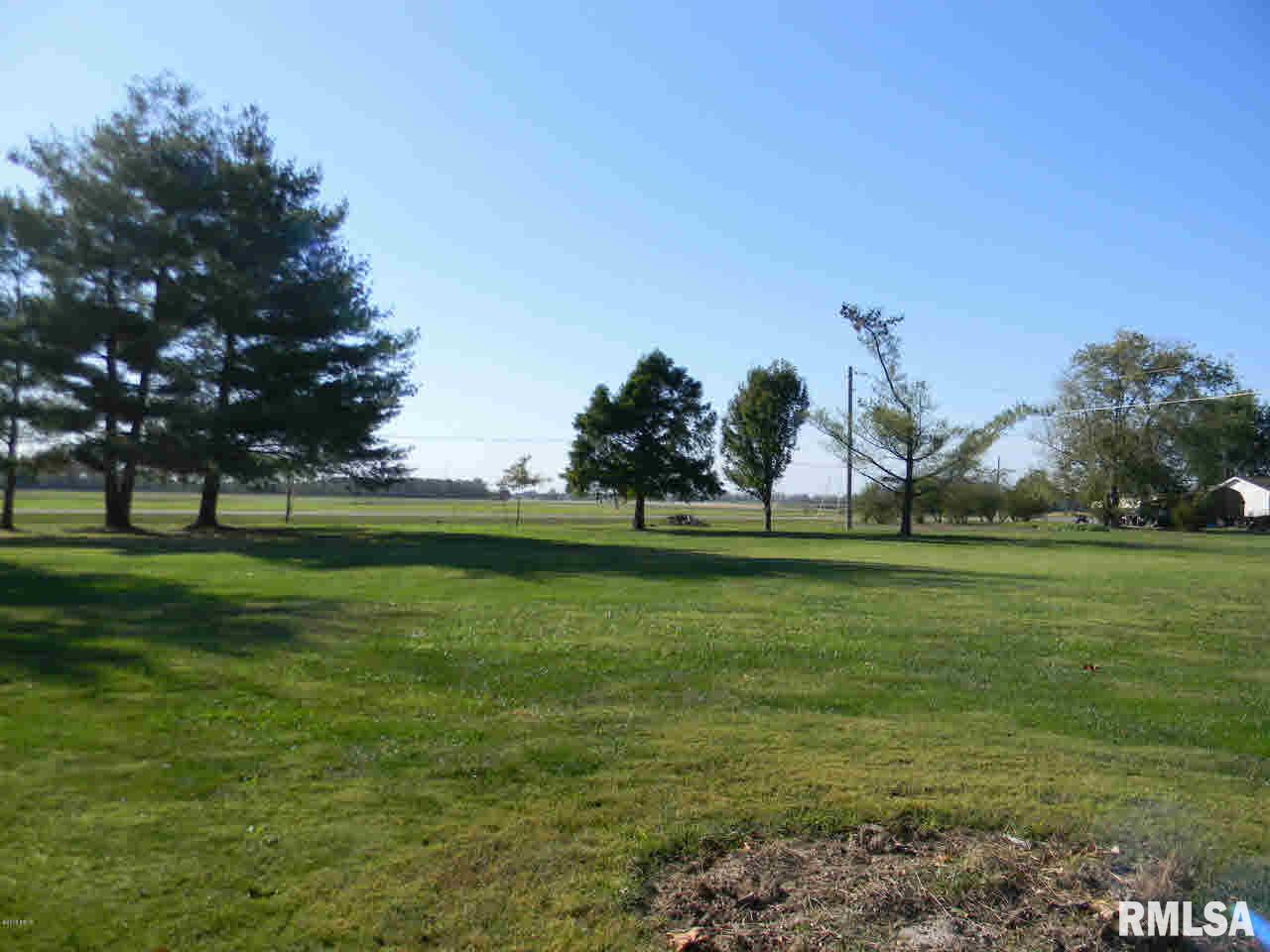 1049 Mine Road Du Quoin, IL 62832 - Photo 4 of 8 Gallery Image 4
