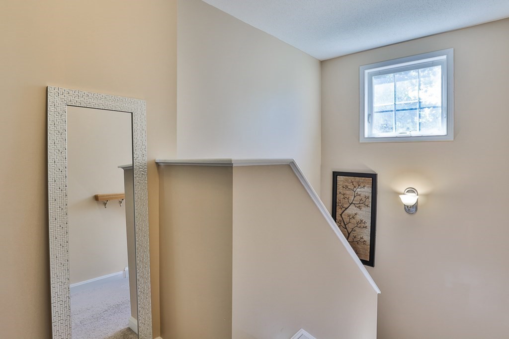 34 Jonathan Circle, Unit 34 Merrimack, NH 03054 - Photo 15 of 35 Gallery Image 15