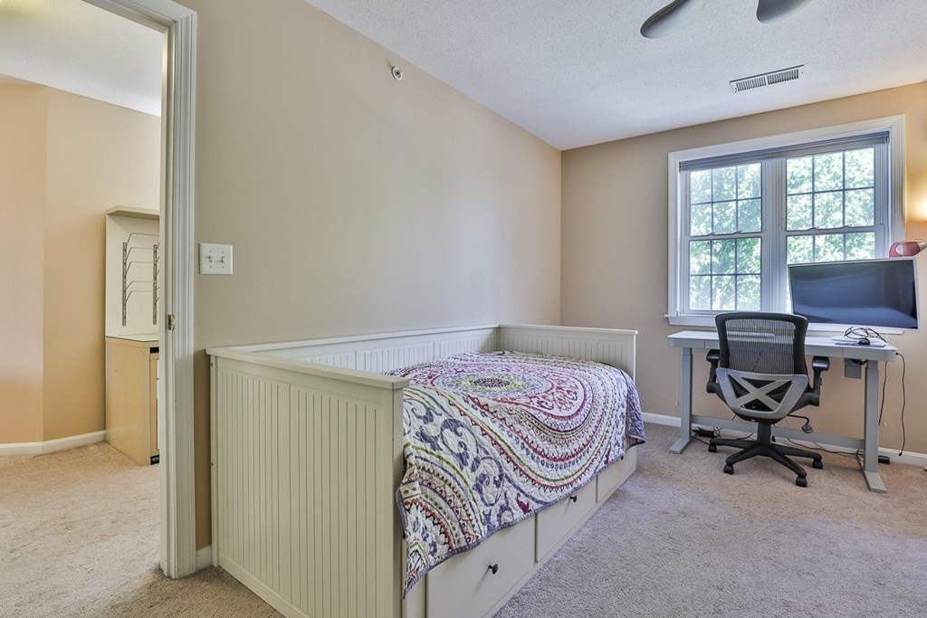 34 Jonathan Circle, Unit 34 Merrimack, NH 03054 - Photo 21 of 35 Gallery Image 21