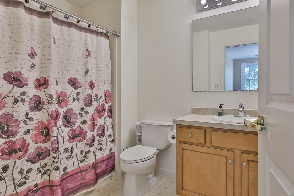 34 Jonathan Circle, Unit 34 Merrimack, NH 03054 - Photo 23 of 35 Gallery Image 23