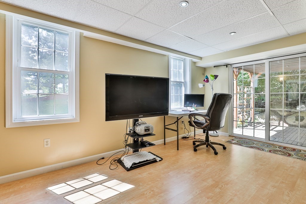 34 Jonathan Circle, Unit 34 Merrimack, NH 03054 - Photo 27 of 35 Gallery Image 27