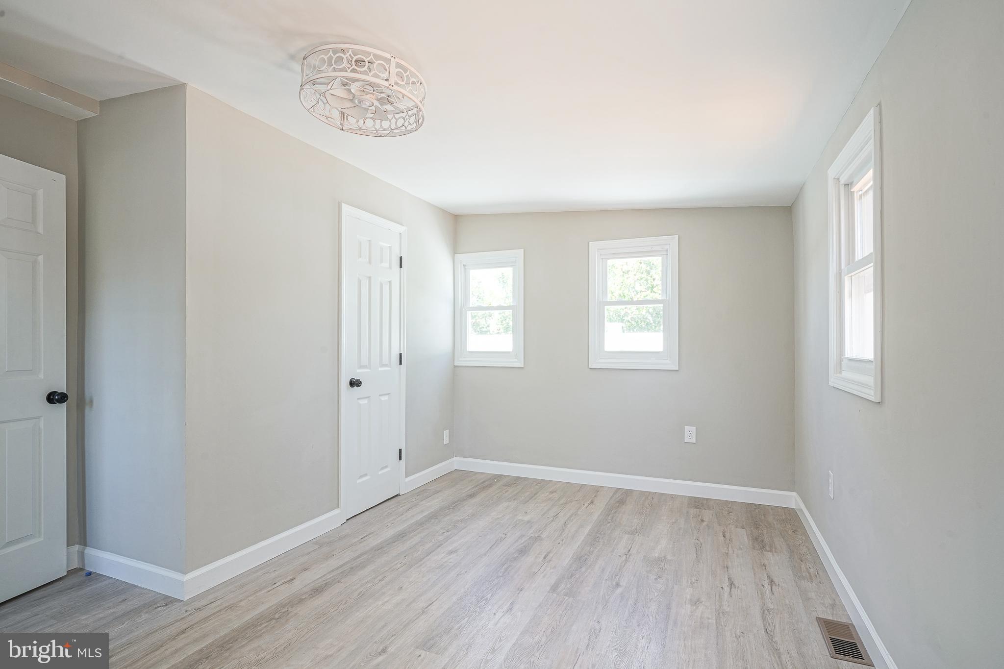 67 Webster Street Riverside, NJ 08075 - Photo 18 of 35
