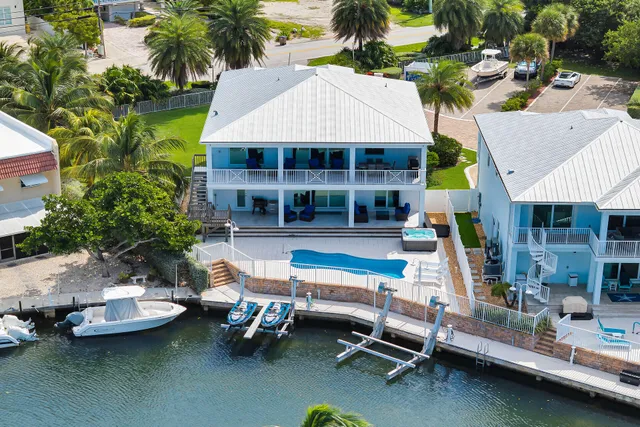 $3,250,000 | 435 Sombrero Beach Road, Marathon, FL 33050