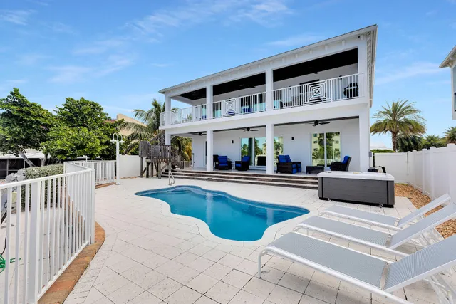 $3,250,000 | 435 Sombrero Beach Road, Marathon, FL 33050