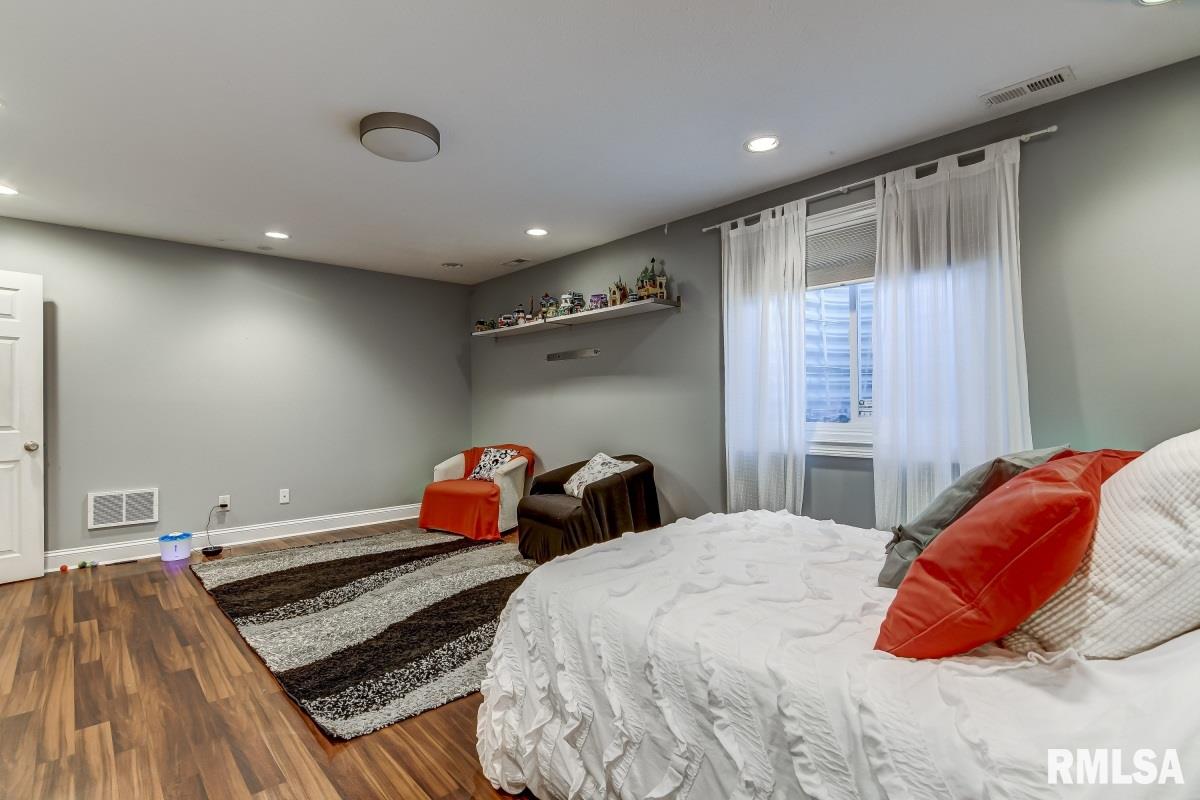 3725 Carney Boulevard Springfield, IL 62712 - Photo 38 of 46 Gallery Image 38