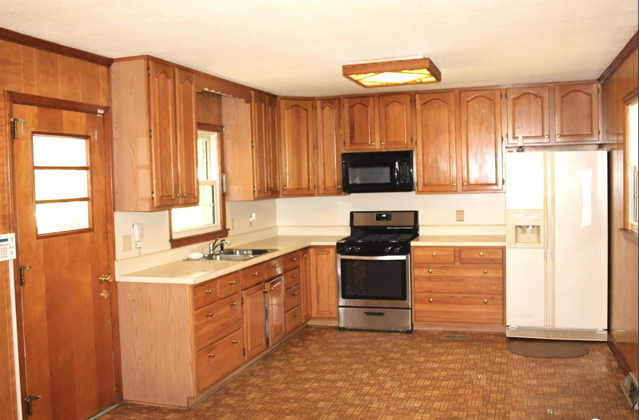 411 Gus Road Durham, NC 27703 - Photo 4 of 21 Photo 4