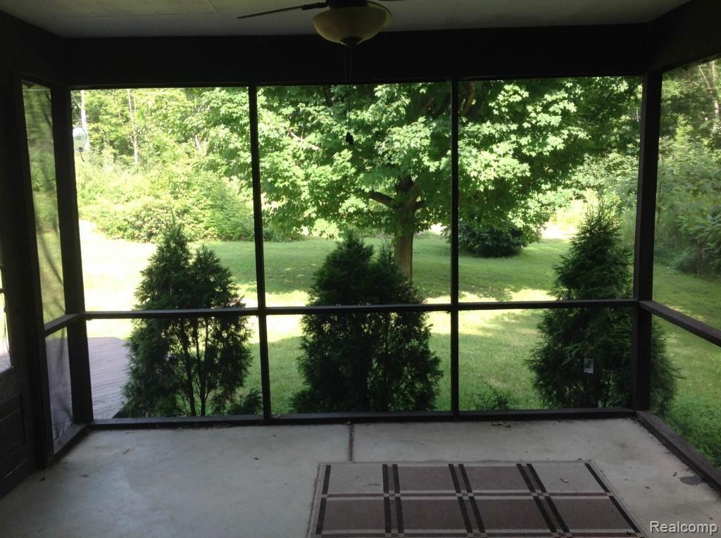 9340 Tower Road South Lyon, MI 48178 - Photo 13 of 32 IMG_2894.jpg