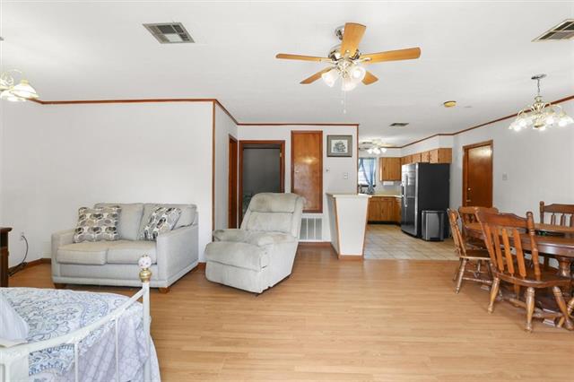 2104 Delaware Avenue Kenner, LA 70062 - Photo 2 of 10
